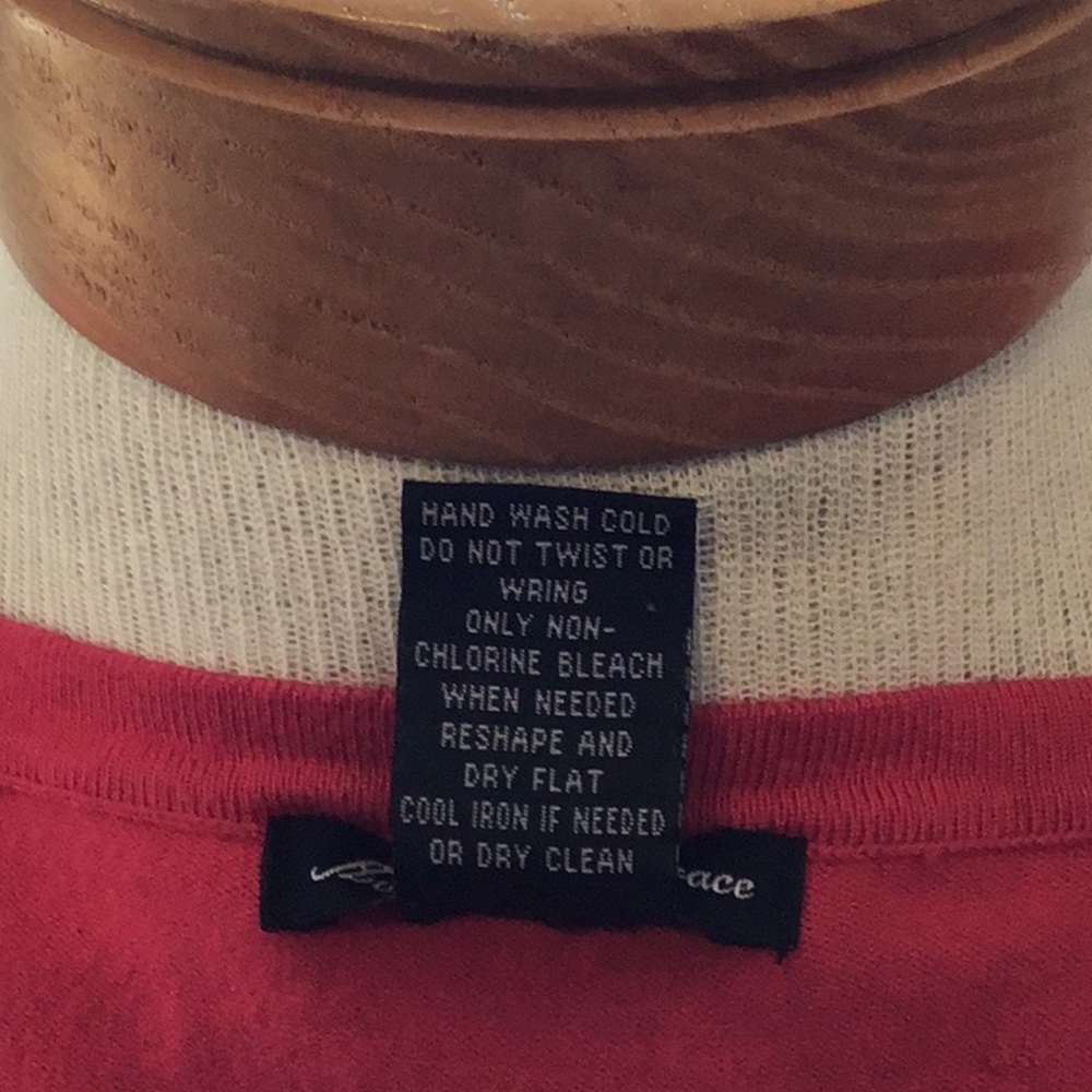 Sweater - Picture 4 of 4